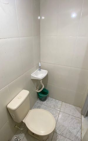 Casa para alugar com 33m², 2 quartos e sem vaga Casa para alugar com 33m², 2 quartos e sem vagaBanheiro Social