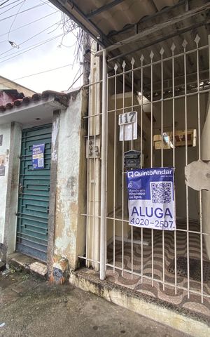 Casa para alugar com 33m², 2 quartos e sem vaga Casa para alugar com 33m², 2 quartos e sem vagaFachada