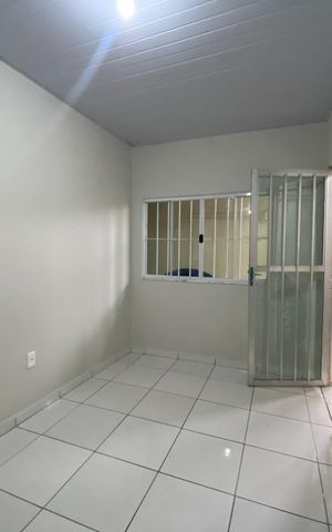 Casa para alugar com 33m², 2 quartos e sem vaga Casa para alugar com 33m², 2 quartos e sem vagaSala