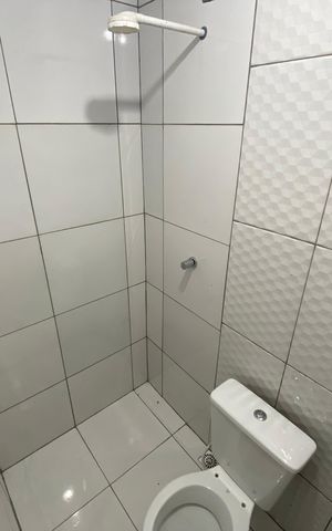 Casa para alugar com 33m², 2 quartos e sem vaga Casa para alugar com 33m², 2 quartos e sem vagaBanheiro Suíte