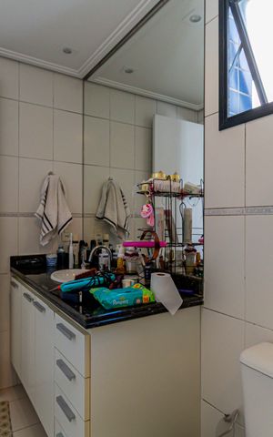 Apartamento para alugar com 128m², 4 quartos e 2 vagas Apartamento para alugar com 128m², 4 quartos e 2 vagasSuite 01 - Banheiro