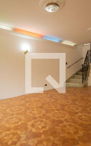 Casa à venda com 120m², 3 quartos e 2 vagas