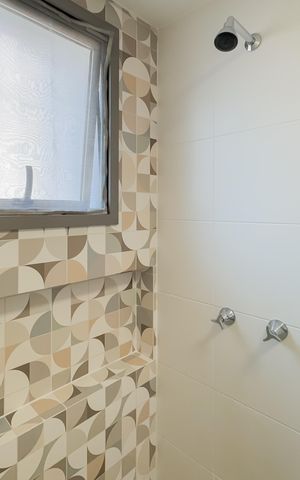 Apartamento à venda com 69m², 2 quartos e 1 vaga Apartamento à venda com 69m², 2 quartos e 1 vagaBanheiro da Suíte