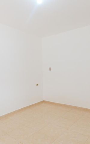 Casa à venda com 100m², 3 quartos e 2 vagas