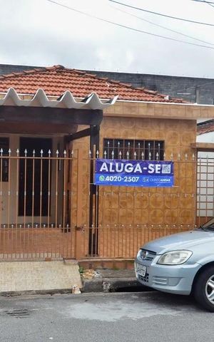 Casa à venda com 100m², 3 quartos e 2 vagas