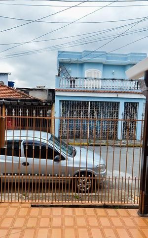 Casa à venda com 100m², 3 quartos e 2 vagas