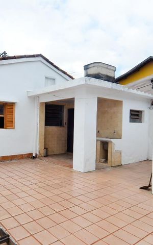 Casa à venda com 100m², 3 quartos e 2 vagas