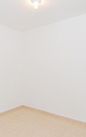Casa à venda com 100m², 3 quartos e 2 vagas