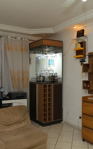 Casa à venda com 170m², 3 quartos e 2 vagasSala