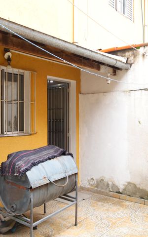 Casa à venda com 170m², 3 quartos e 2 vagasÁrea de Serviço