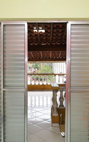 Casa à venda com 170m², 3 quartos e 2 vagasVaranda Suíte