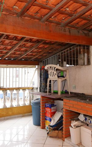 Casa à venda com 170m², 3 quartos e 2 vagasVaranda Suíte