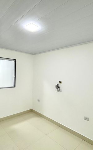 Casa para alugar com 60m², 2 quartos e sem vaga Casa para alugar com 60m², 2 quartos e sem vagaSala