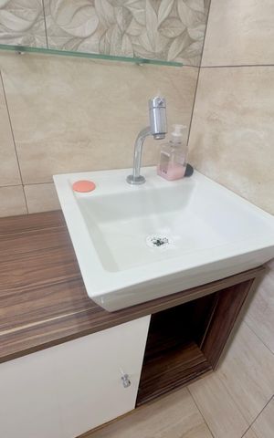 Apartamento para alugar com 47m², 2 quartos e 1 vaga Apartamento para alugar com 47m², 2 quartos e 1 vagaBanheiro