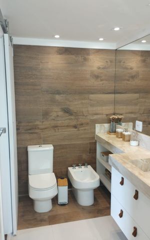 Apartamento à venda com 183m², 3 quartos e 3 vagas Apartamento à venda com 183m², 3 quartos e 3 vagasBanheiro 1