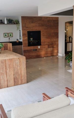 Apartamento à venda com 183m², 3 quartos e 3 vagas Apartamento à venda com 183m², 3 quartos e 3 vagasVaranda gourmet