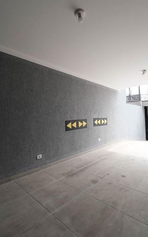 Casa à venda com 140m², 3 quartos e 3 vagasGaragem