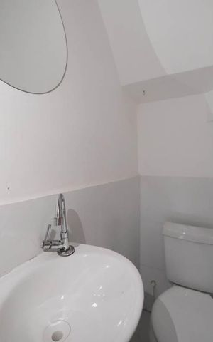Casa à venda com 140m², 3 quartos e 3 vagasLavabo