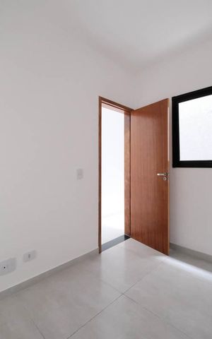 Casa à venda com 140m², 3 quartos e 3 vagasSuíte 2