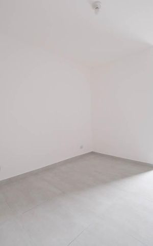 Casa à venda com 140m², 3 quartos e 3 vagasSuíte 1