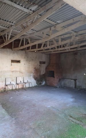Casa para alugar com 90m², 2 quartos e 1 vagaÁrea comum - Churrasqueira