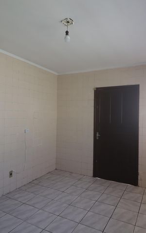 Casa para alugar com 90m², 2 quartos e 1 vagaCozinha