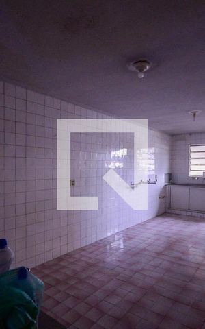 Casa à venda com 120m², 2 quartos e 1 vaga