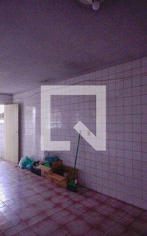 Casa à venda com 120m², 2 quartos e 1 vaga