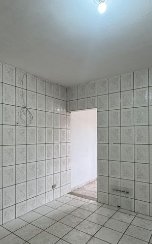 Casa à venda com 80m², 2 quartos e sem vaga Casa à venda com 80m², 2 quartos e sem vagaCozinha