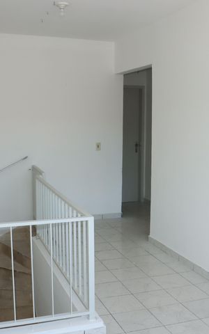 Casa para alugar com 72m², 2 quartos e sem vagaSala