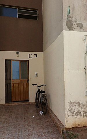 Apartamento à venda com 80m², 3 quartos e 2 vagasEntrada do Prédio