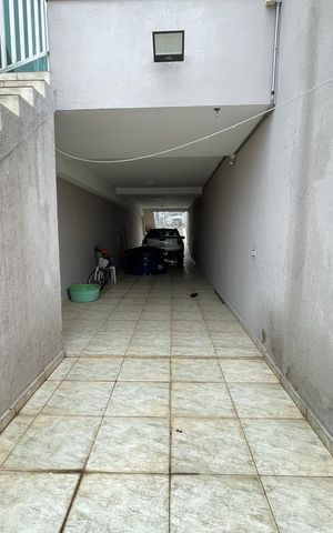 Casa à venda com 170m², 3 quartos e 6 vagas Casa à venda com 170m², 3 quartos e 6 vagasQuintal