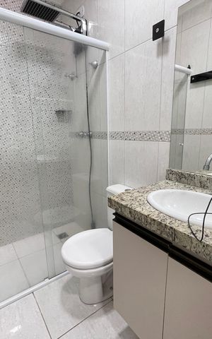 Casa à venda com 170m², 3 quartos e 6 vagas Casa à venda com 170m², 3 quartos e 6 vagasBanheiro da suíte