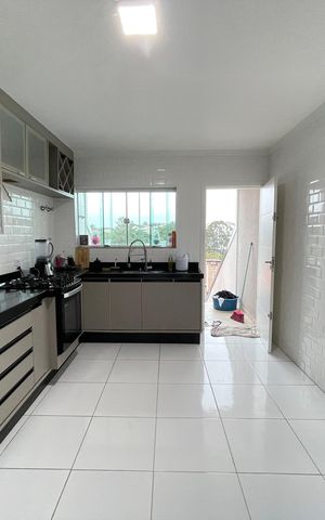Casa à venda com 170m², 3 quartos e 6 vagas Casa à venda com 170m², 3 quartos e 6 vagasCozinha
