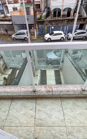 Casa à venda com 170m², 3 quartos e 6 vagas Casa à venda com 170m², 3 quartos e 6 vagasVaranda da suíte