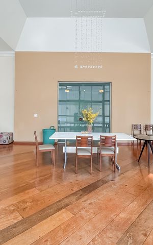 Apartamento à venda com 146m², 3 quartos e 3 vagas Apartamento à venda com 146m², 3 quartos e 3 vagasÁrea comum