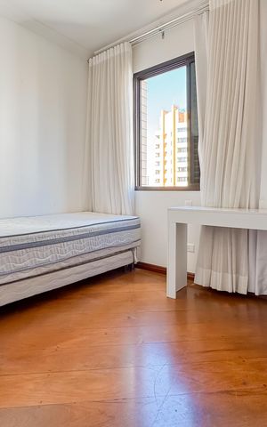 Apartamento à venda com 146m², 3 quartos e 3 vagas Apartamento à venda com 146m², 3 quartos e 3 vagasQuarto 1