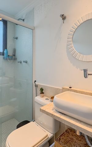 Apartamento à venda com 146m², 3 quartos e 3 vagas Apartamento à venda com 146m², 3 quartos e 3 vagasBanheiro Social