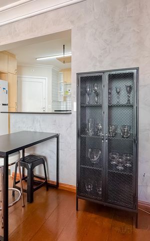 Apartamento à venda com 146m², 3 quartos e 3 vagas Apartamento à venda com 146m², 3 quartos e 3 vagasSala