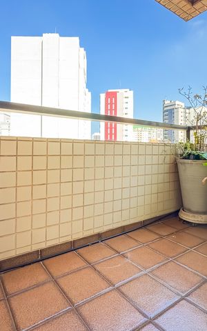 Apartamento à venda com 146m², 3 quartos e 3 vagas Apartamento à venda com 146m², 3 quartos e 3 vagasVaranda da Sala