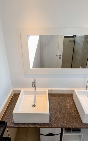 Apartamento à venda com 146m², 3 quartos e 3 vagas Apartamento à venda com 146m², 3 quartos e 3 vagasBanheiro da Suíte