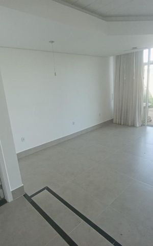 Casa de condomínio para alugar com 234m², 3 quartos e 4 vagas