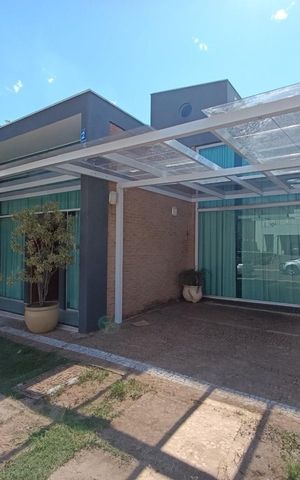 Casa de condomínio para alugar com 234m², 3 quartos e 4 vagas