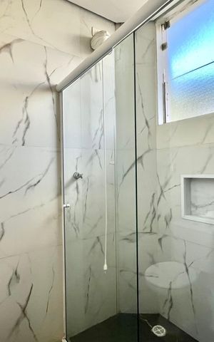 Apartamento à venda com 100m², 2 quartos e sem vagaBanheiro da Suíte