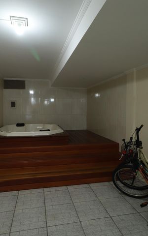 Casa à venda com 239m², 3 quartos e 3 vagasÁrea comum