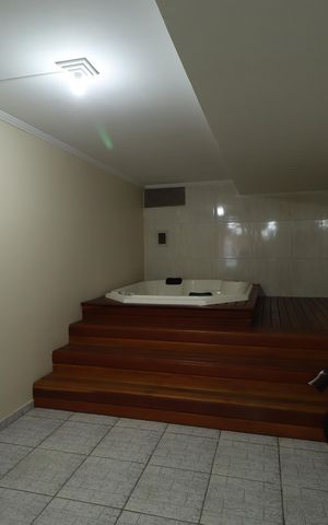 Casa à venda com 239m², 3 quartos e 3 vagasÁrea comum
