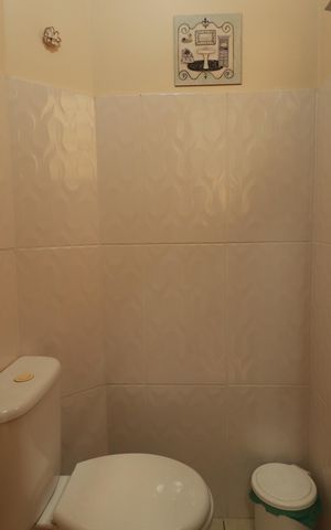 Casa à venda com 239m², 3 quartos e 3 vagasLavabo