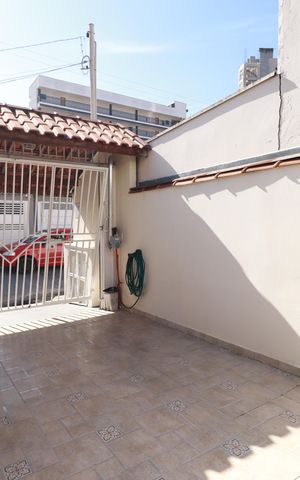 Casa à venda com 239m², 3 quartos e 3 vagasGaragem