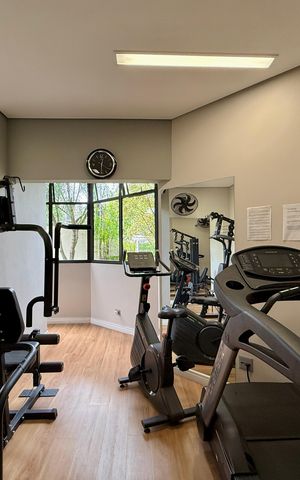 Apartamento à venda com 270m², 3 quartos e 4 vagas Apartamento à venda com 270m², 3 quartos e 4 vagasÁrea comum