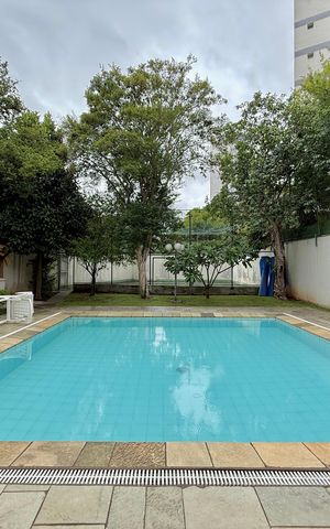 Apartamento à venda com 270m², 3 quartos e 4 vagas Apartamento à venda com 270m², 3 quartos e 4 vagasÁrea comum